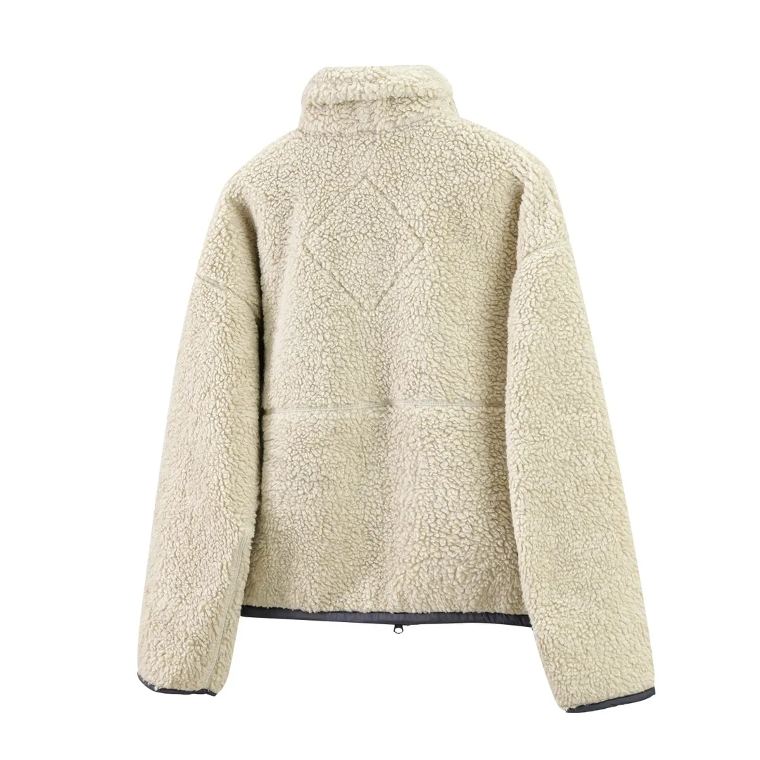 P620 Canada Goose/Canada Goose Shearling Jacket Simcoe Shearling Zip Jacket is made from Kind artificial long-hair sherpa, our new generation of wool fleece that helps keep the earth cold and the people on it warm. It features dropped shoulders, a high collar and an adjustable waist hem with internal drawstrings. Standard embroidery color label; top-quality goose Simcoe lambskin Color: Apricot Pink Black Gray White Army Green Size: S M L